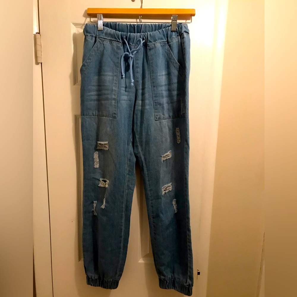Distressed Denim Jogger Jeans Size M